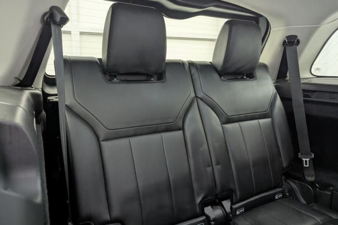 2025 Land Rover Discovery