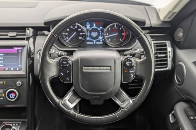 2025 Land Rover Discovery