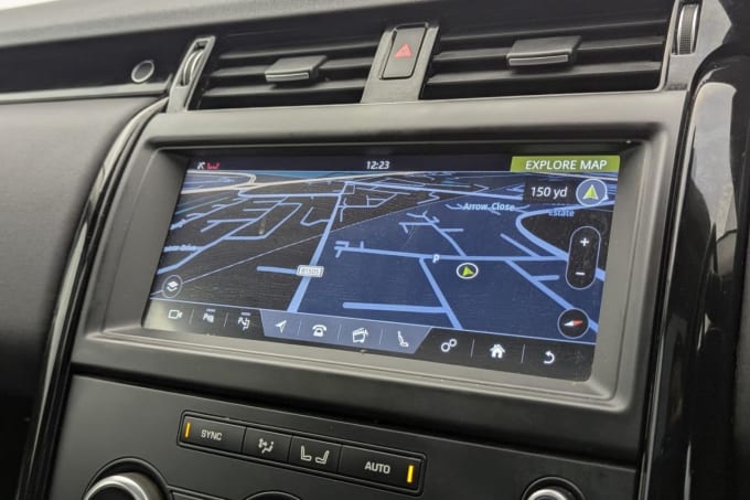 2025 Land Rover Discovery