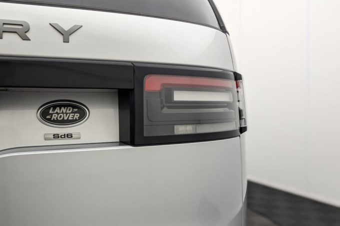2025 Land Rover Discovery