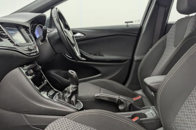 2025 Vauxhall Astra