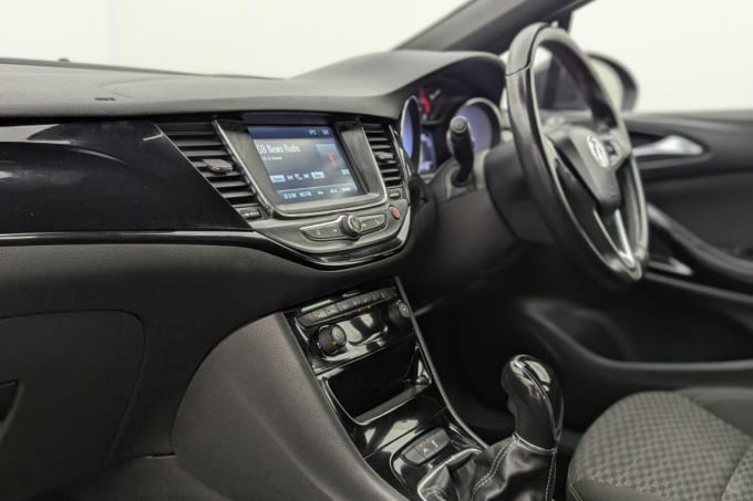 2025 Vauxhall Astra