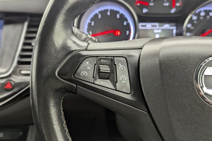 2025 Vauxhall Astra
