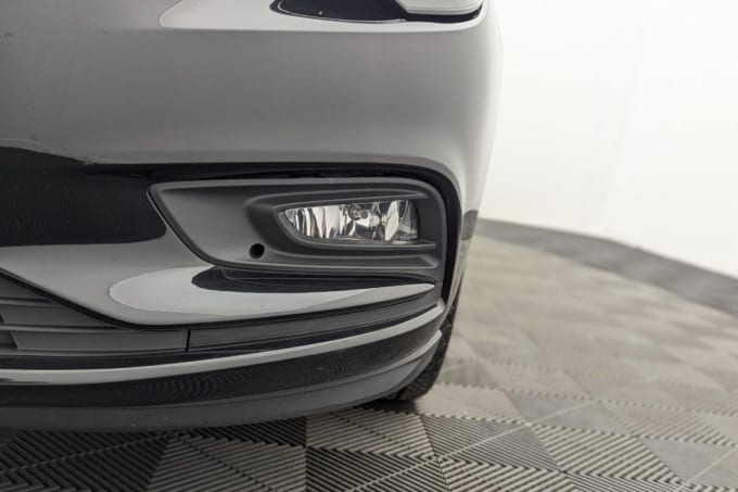 2025 Vauxhall Astra