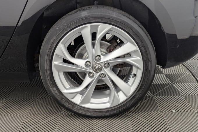 2025 Vauxhall Astra