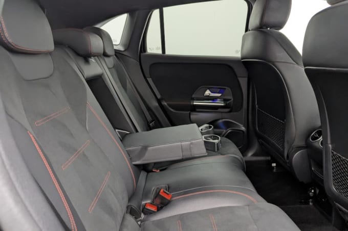 2025 Mercedes-benz Eqa