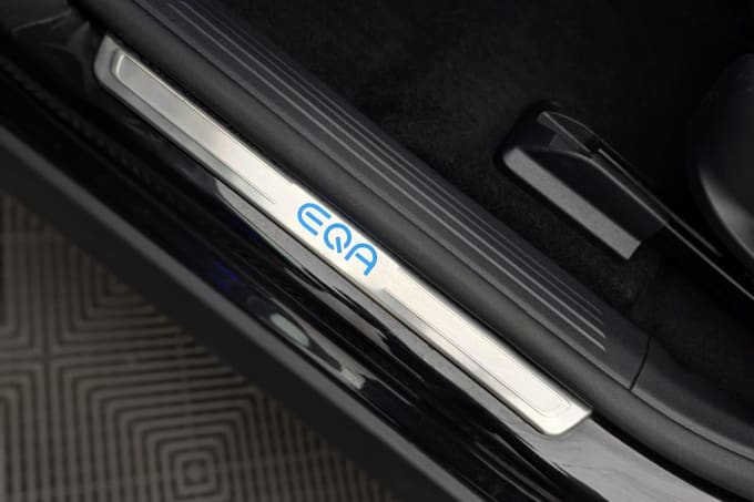 2025 Mercedes-benz Eqa