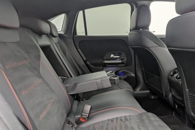 2025 Mercedes-benz Eqa