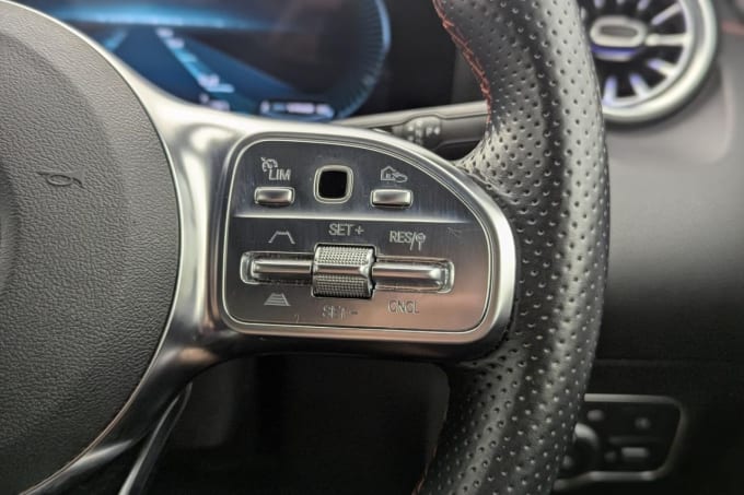 2025 Mercedes-benz Eqa