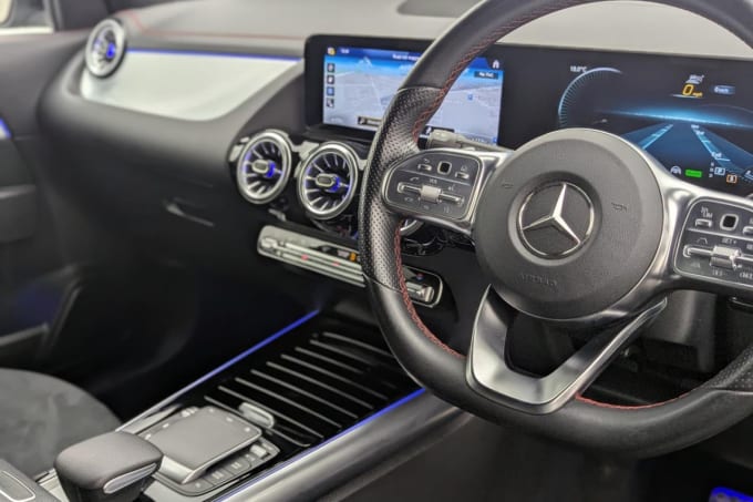 2025 Mercedes-benz Eqa