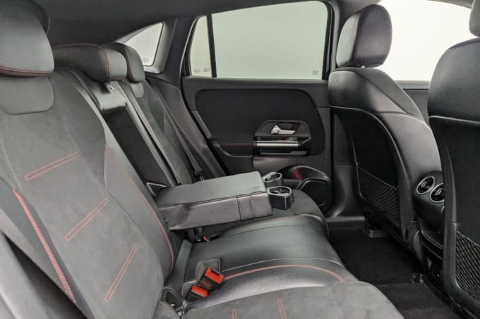 2025 Mercedes-benz Eqa