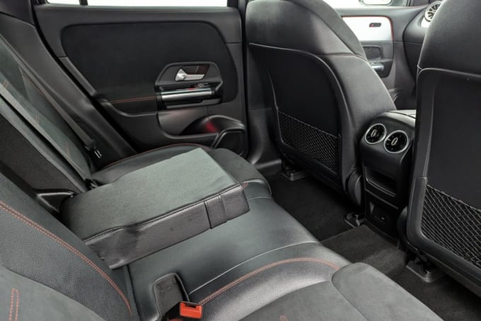 2025 Mercedes-benz Eqa