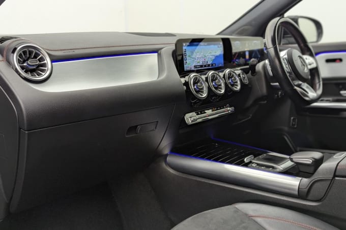 2025 Mercedes-benz Eqa