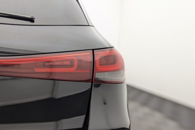 2025 Mercedes-benz Eqa