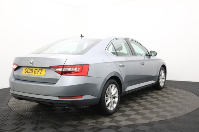 2025 Skoda Superb