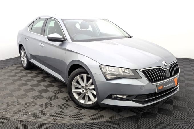 2025 Skoda Superb