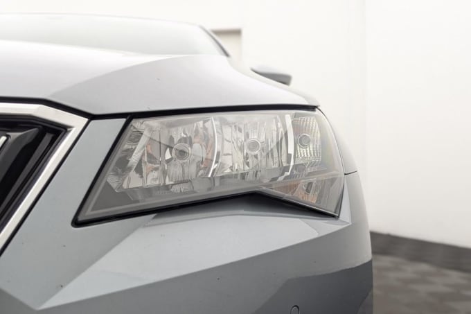 2025 Skoda Superb