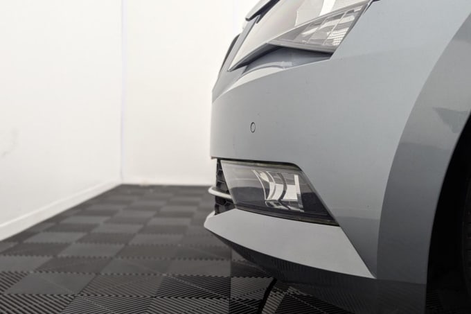 2025 Skoda Superb