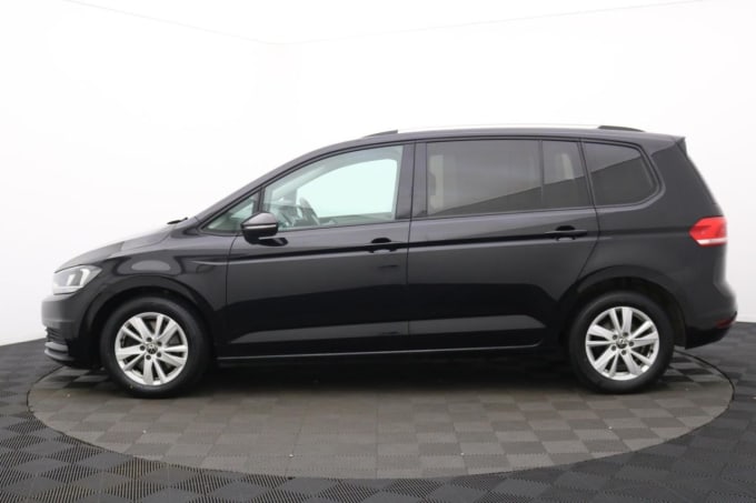 2025 Volkswagen Touran