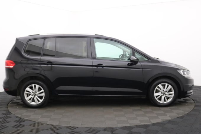2025 Volkswagen Touran