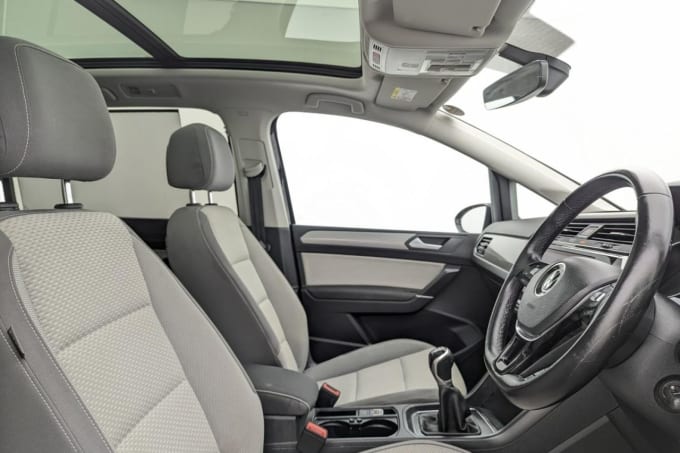 2025 Volkswagen Touran