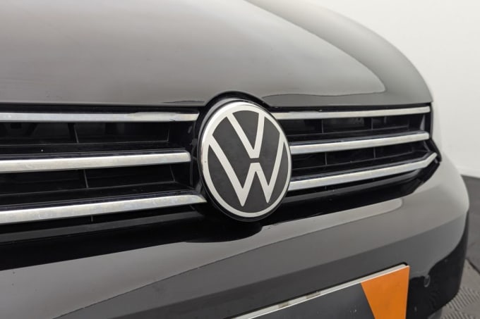 2025 Volkswagen Touran