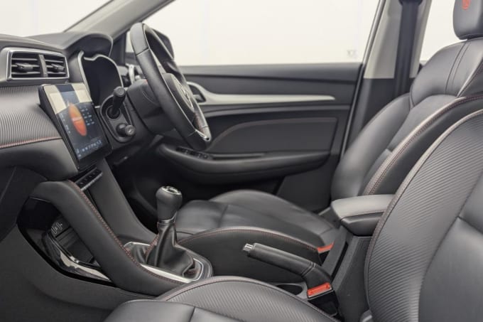 2020 Mg Mg Zs