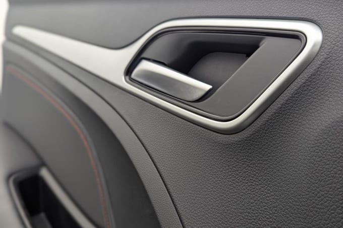 2020 Mg Mg Zs