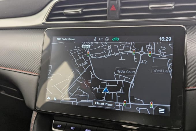 2020 Mg Mg Zs