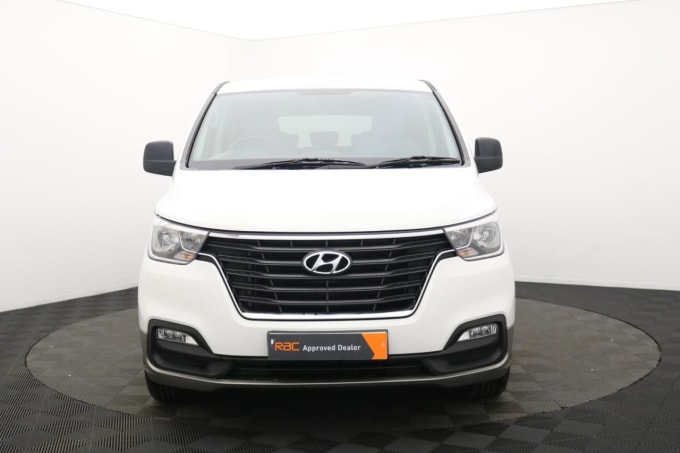 2019 Hyundai I800