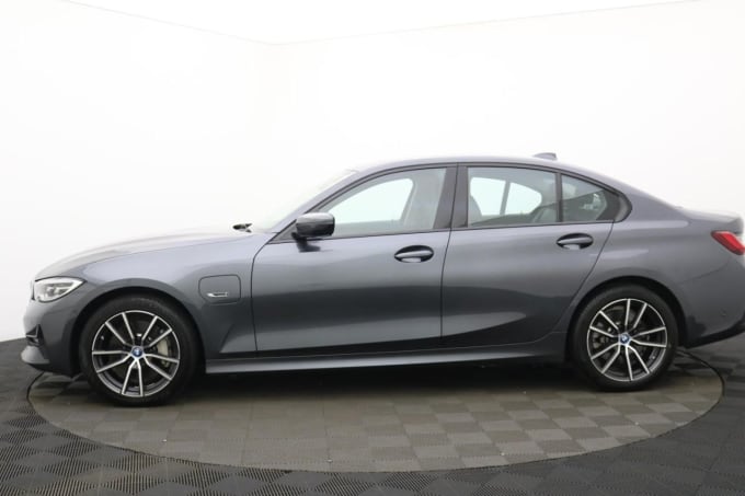 2022 BMW 3 Series