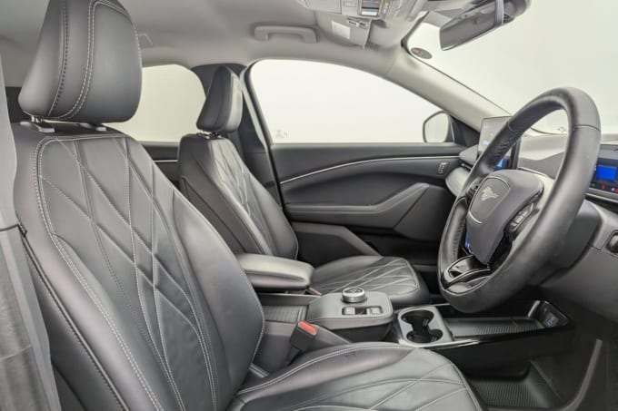 2021 Ford Mustang Mach-e