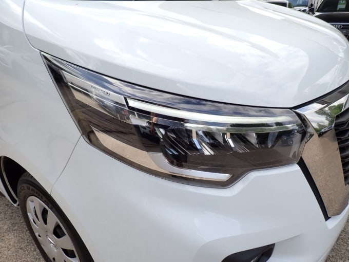 2025 Nissan Primastar