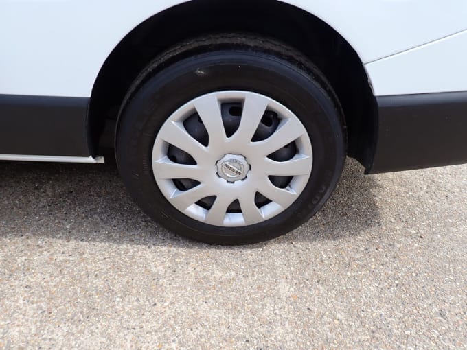 2025 Nissan Primastar