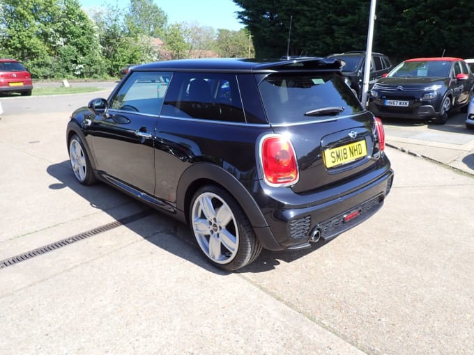 2025 Mini Hatch