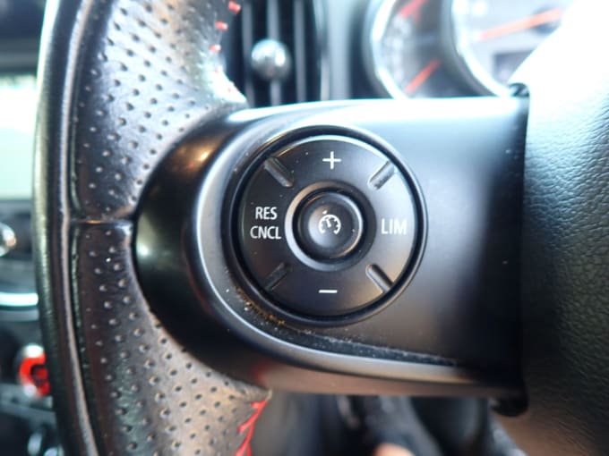 2025 Mini Countryman