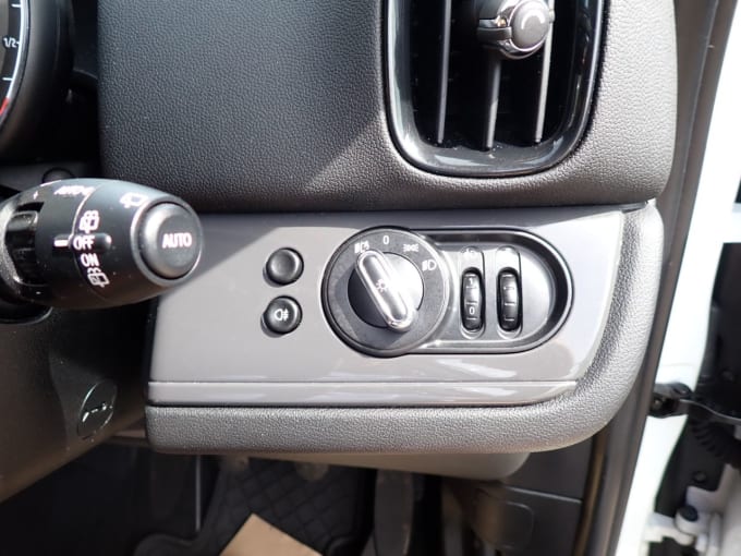 2025 Mini Countryman