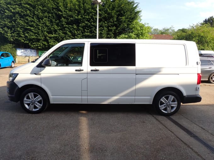 2025 Volkswagen Transporter