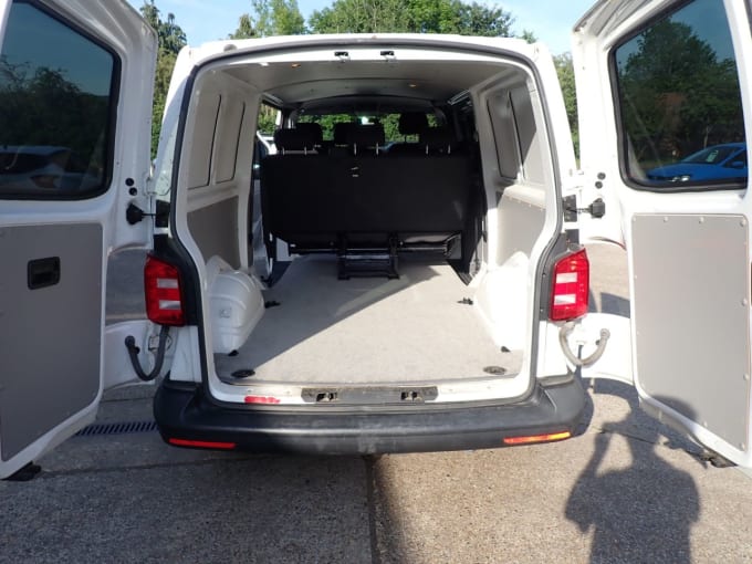 2025 Volkswagen Transporter