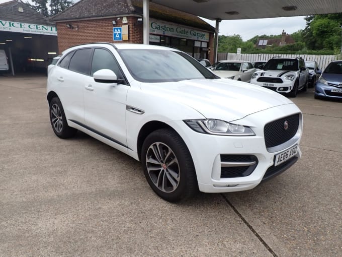 2025 Jaguar F-pace