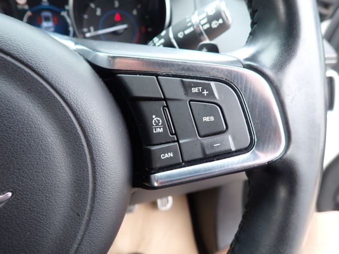 2025 Jaguar F-pace