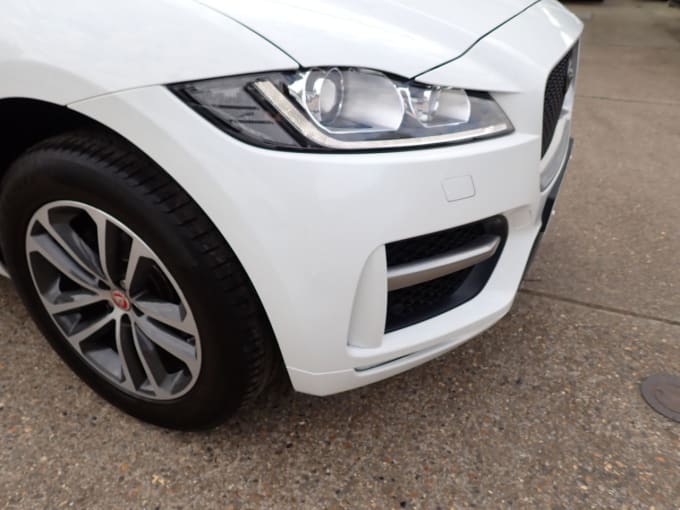 2025 Jaguar F-pace