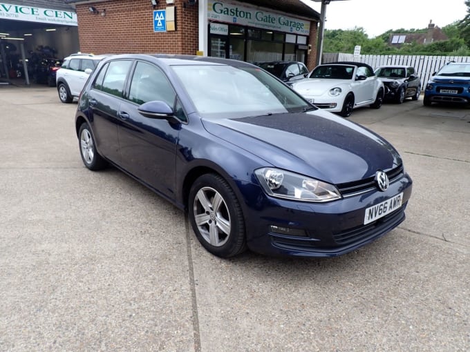 2025 Volkswagen Golf