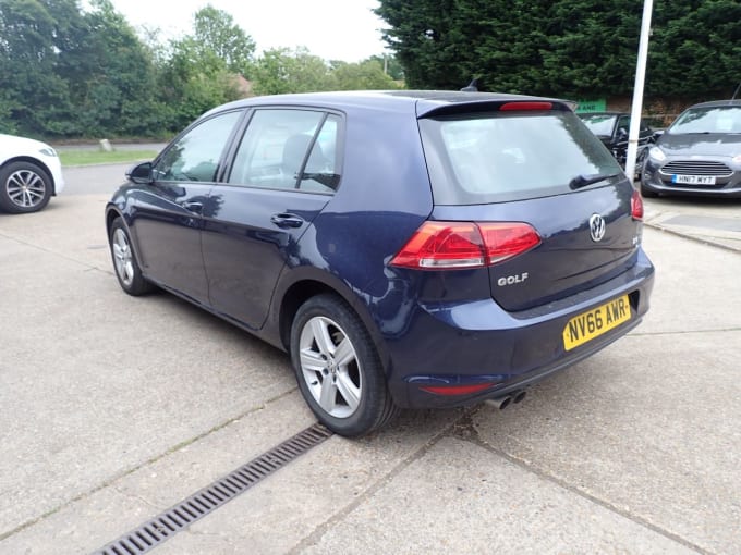 2025 Volkswagen Golf