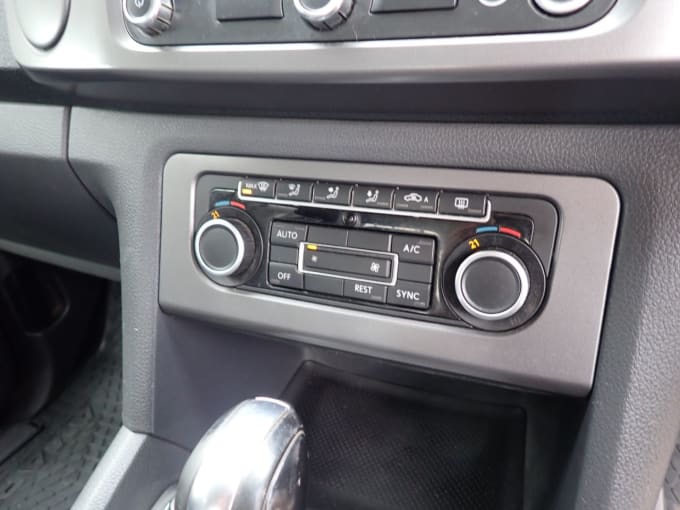 2025 Volkswagen Amarok