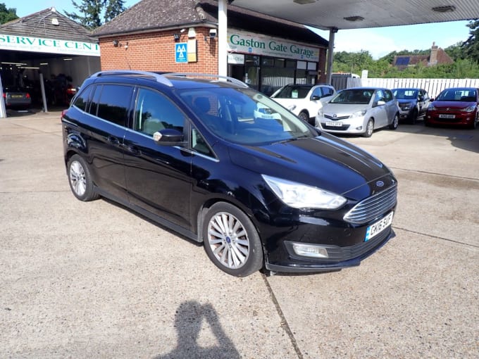 2025 Ford Grand C-max
