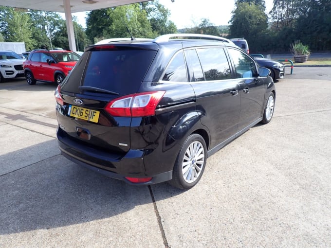 2025 Ford Grand C-max