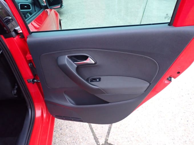 2013 Volkswagen Polo