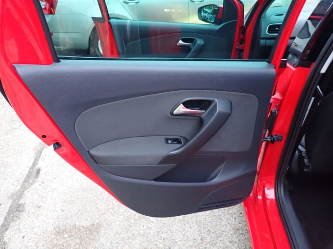 2013 Volkswagen Polo