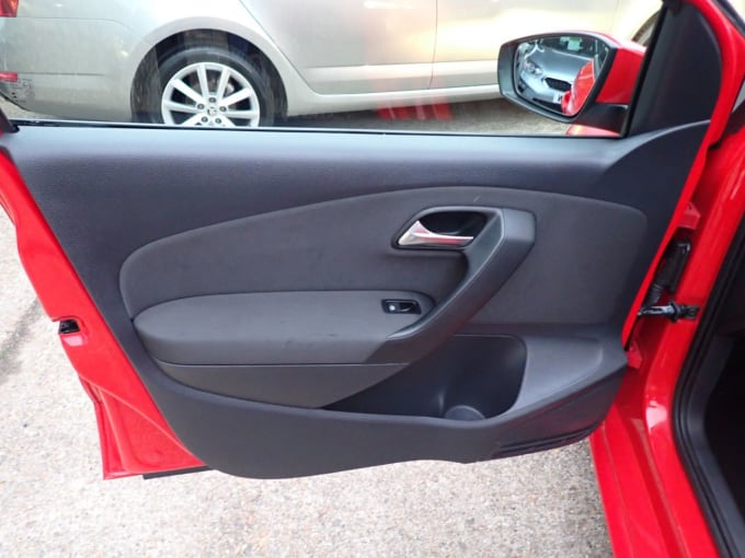 2013 Volkswagen Polo